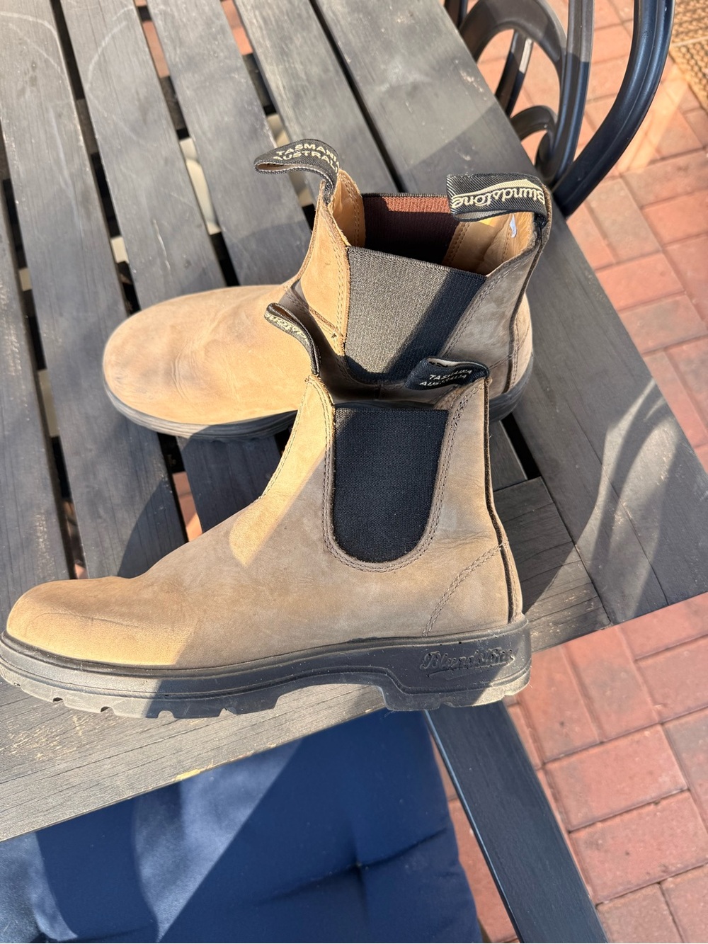 Blundstone Chelsea boots